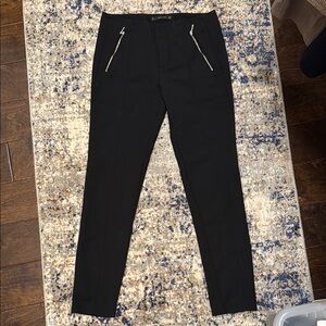 Zara Black Dress Pants with Tailored Silhouette